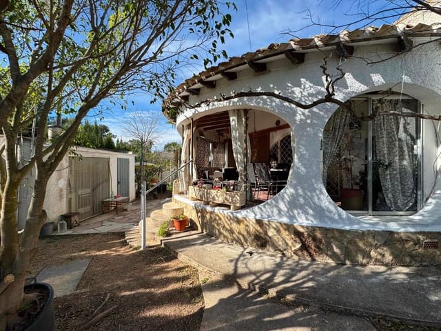 3 soveværelse Villa til salg i Alfaz del Pi / L'Alfàs del Pi med swimmingpool garage - € 469.000 (Ref: 9669996)