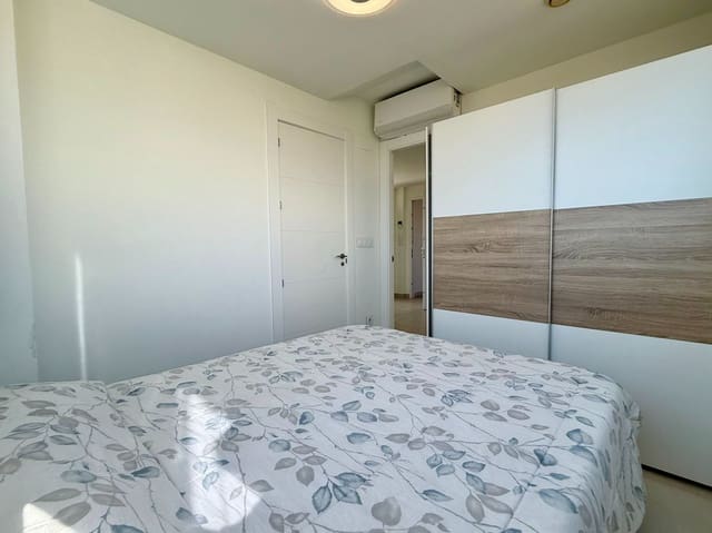 Piso de 2 habitaciones en Finestrat en venta con piscina - 295.000 € (Ref: 9673834)