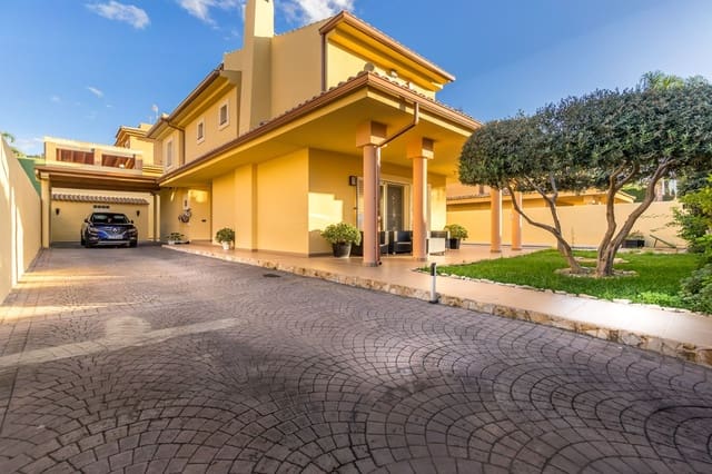 4 bedroom Villa for sale in Benidorm with pool garage - € 750,000 (Ref: 9694731)