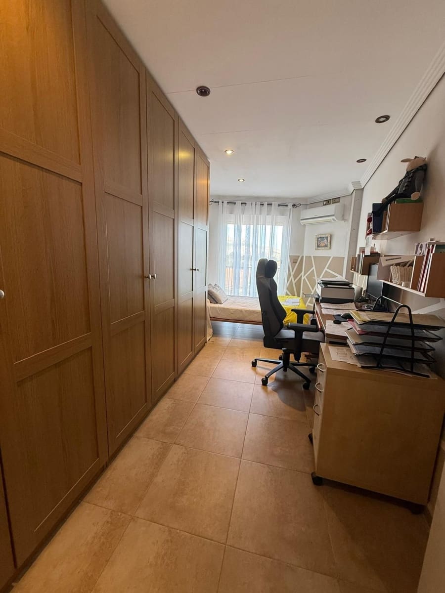 3 soveværelse Villa til salg i Albir med swimmingpool - € 445.000 (Ref: 9700447)