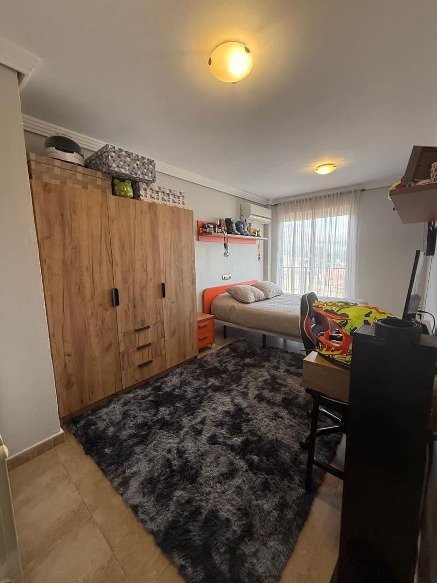 3 soveværelse Villa til salg i Albir med swimmingpool - € 445.000 (Ref: 9700447)