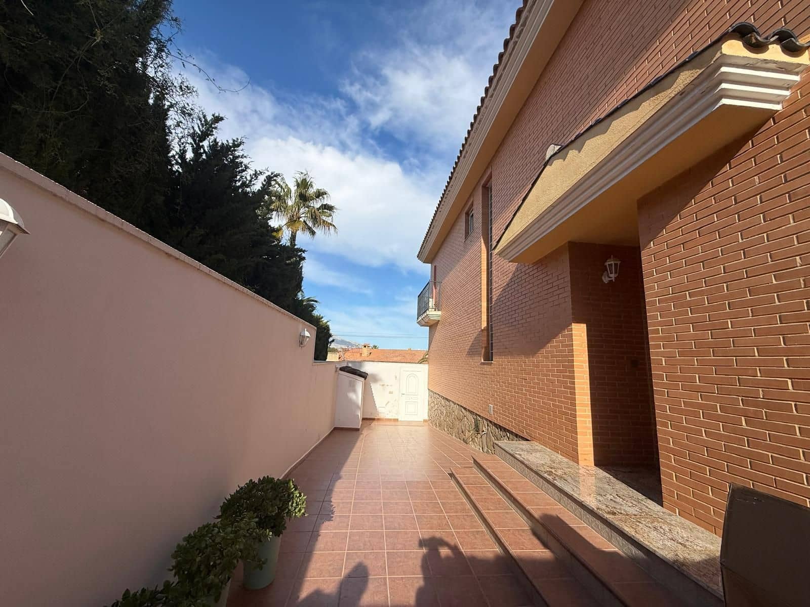 3 soveværelse Villa til salg i Albir med swimmingpool - € 445.000 (Ref: 9700447)