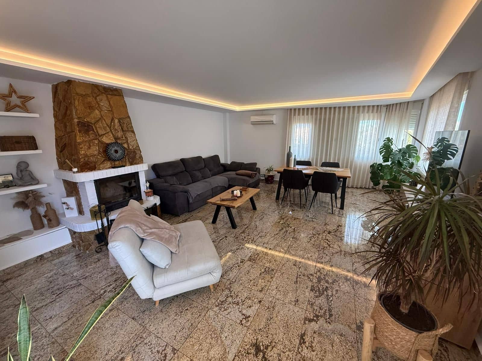 3 soveværelse Villa til salg i Albir med swimmingpool - € 445.000 (Ref: 9700447)