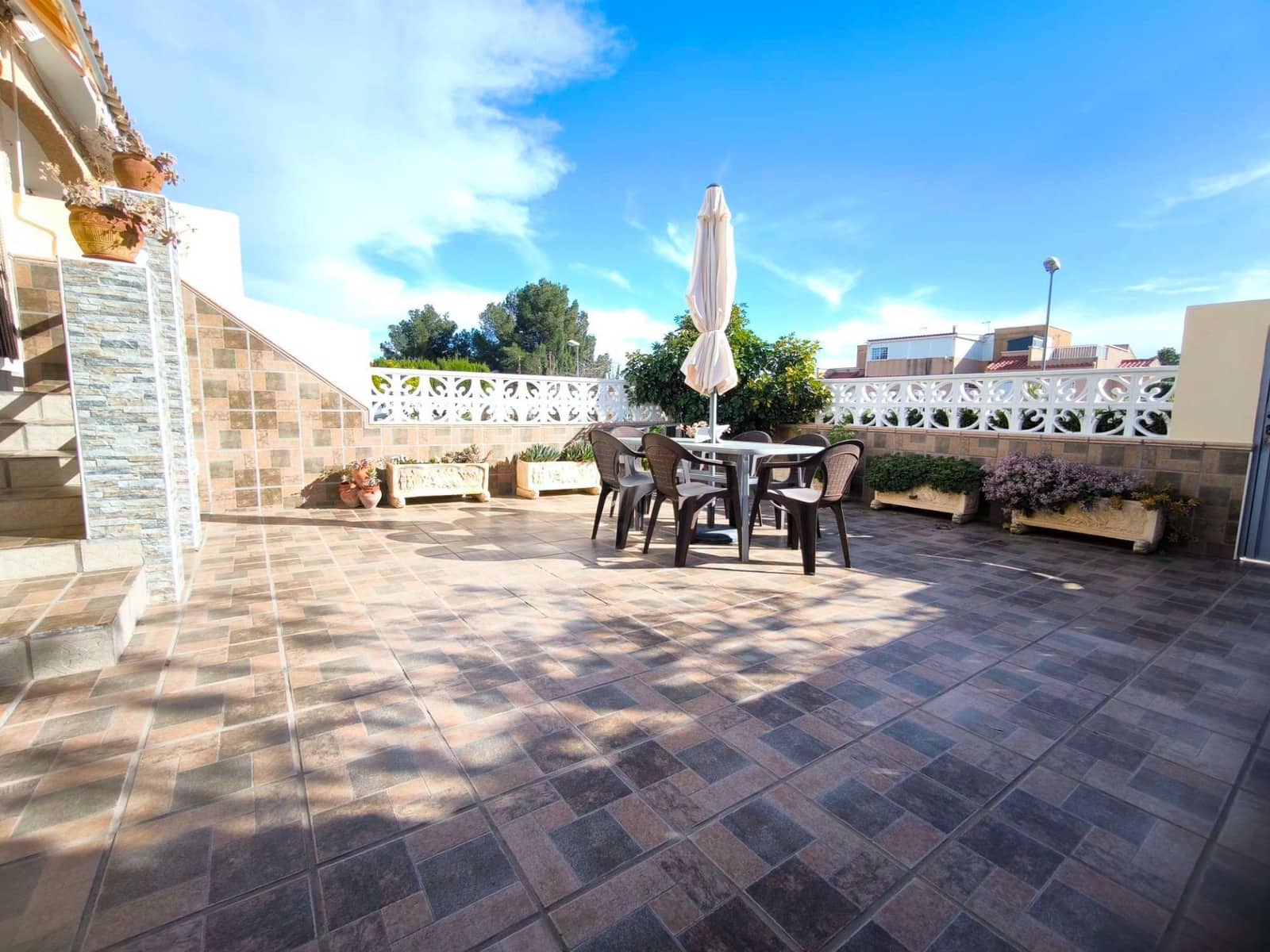 3 sovrum Semi-fristående Villa till salu i La Nucia med pool - 298 000 € (Ref: 9714539)