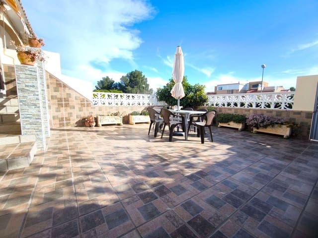 Pareado de 3 habitaciones en La Nucia en venta con piscina - 298.000 € (Ref: 9714539)