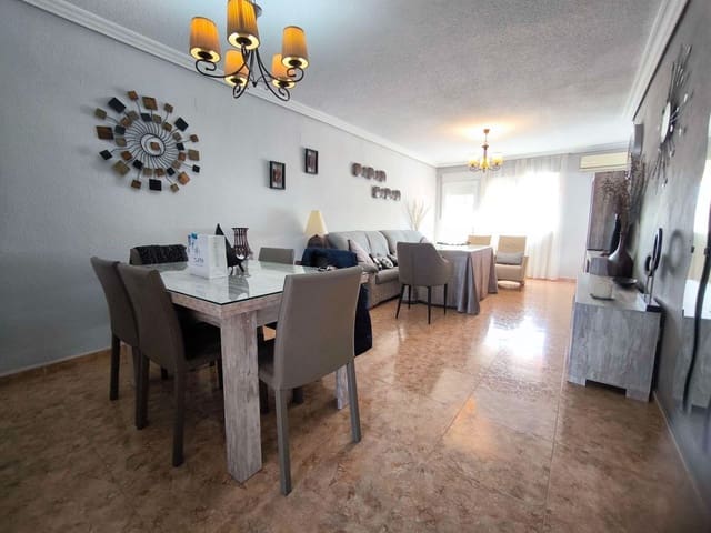 Pareado de 3 habitaciones en La Nucia en venta con piscina - 298.000 € (Ref: 9714539)