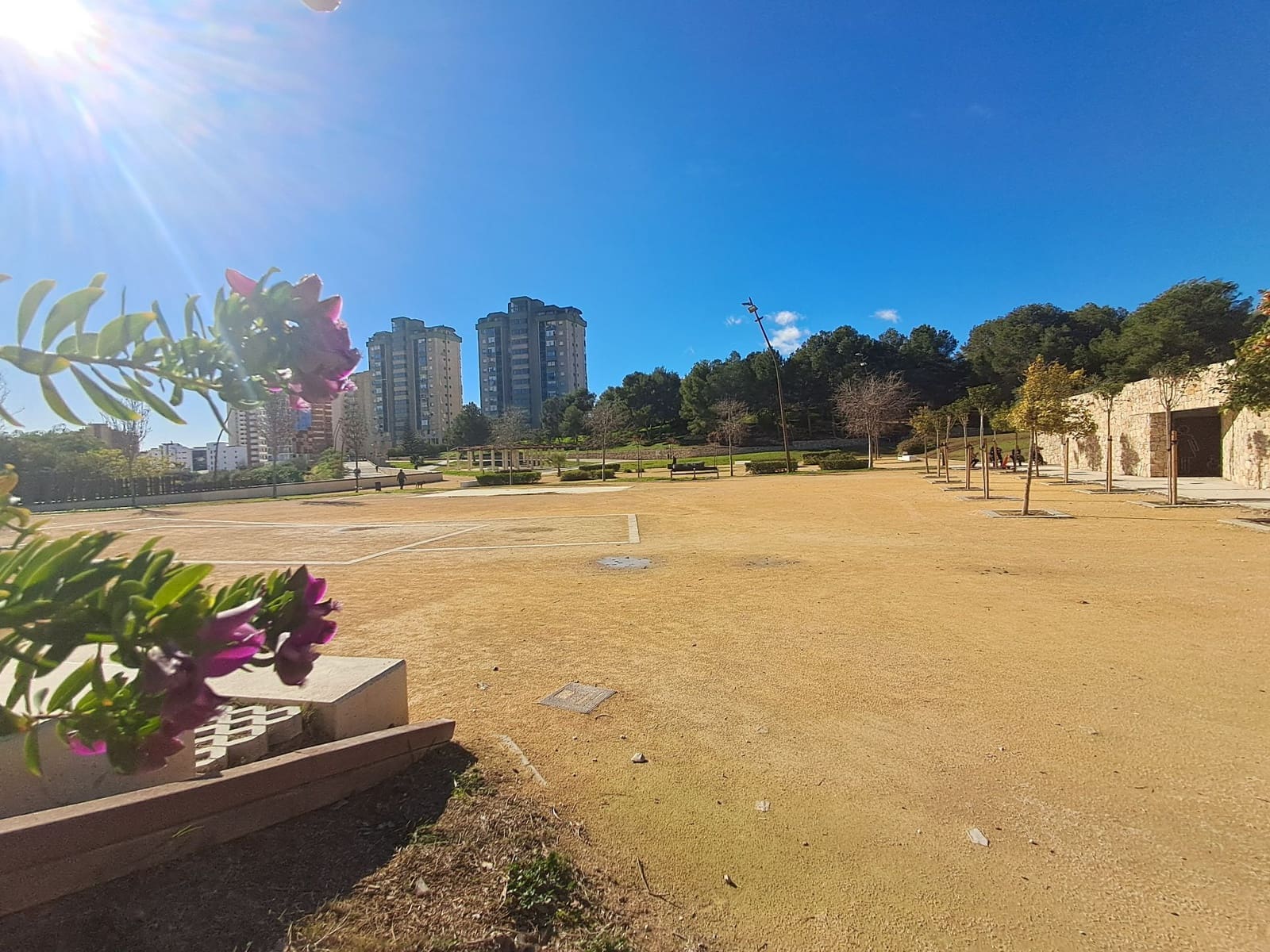 2 sovrum Lägenhet till salu i Benidorm med garage - 260 000 € (Ref: 9714540)