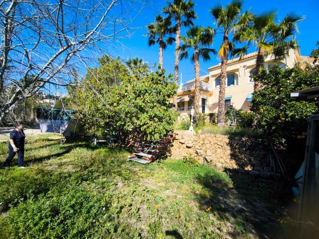 5 quarto Moradia para venda em La Nucia com garagem - 475 000 € (Ref: 9719507)