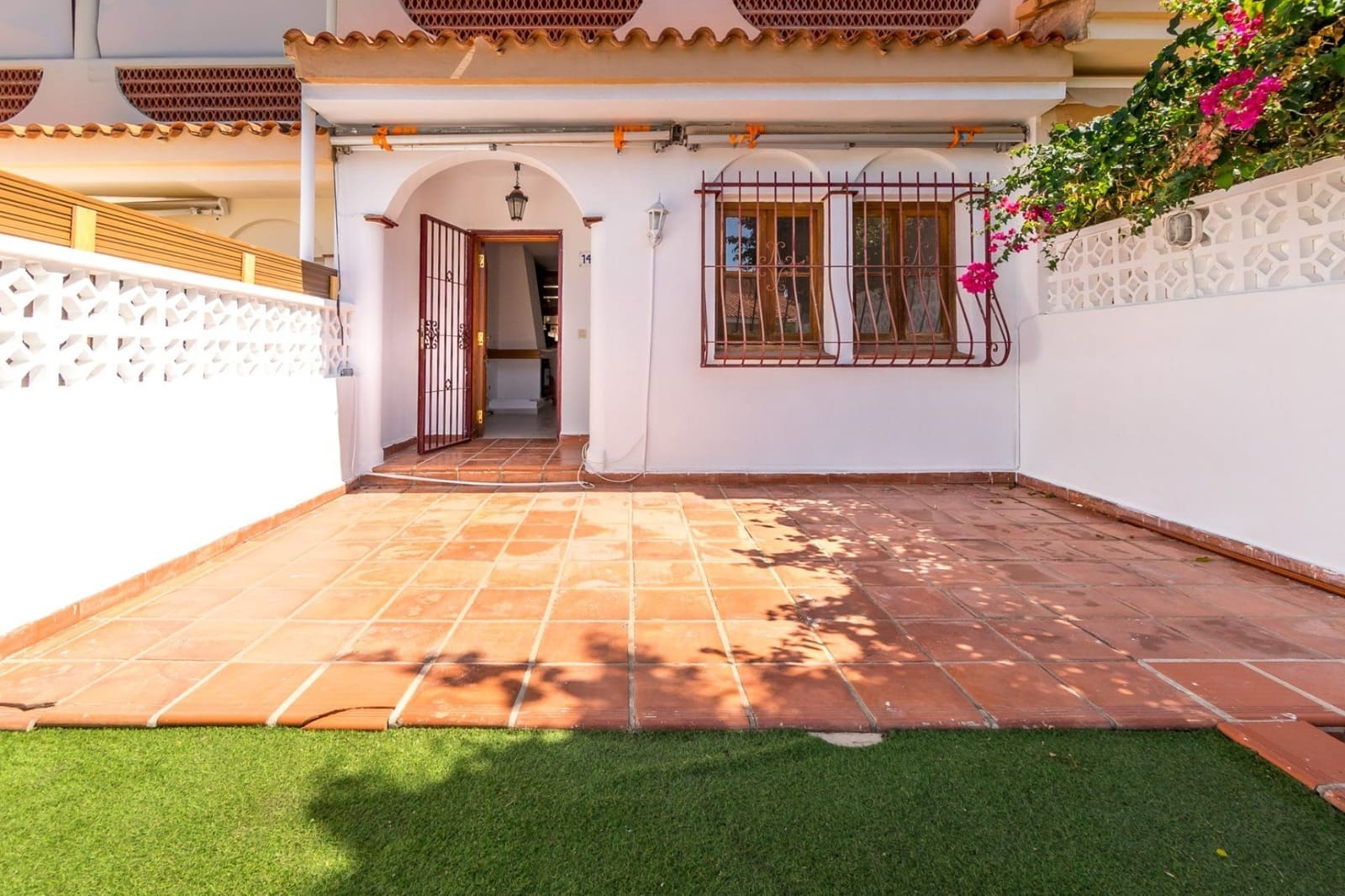 3 soveværelse Semi-Rækkehus til salg i Albir med swimmingpool - € 361.500 (Ref: 9719509)