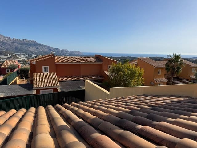 3 slaapkamer Halfvrijstaande villa te koop in Polop met zwembad garage - € 398.000 (Ref: 9735317)