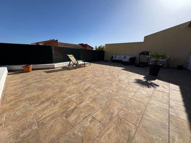 3 slaapkamer Halfvrijstaande villa te koop in Polop met zwembad garage - € 398.000 (Ref: 9735317)