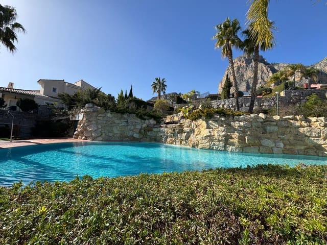 3 slaapkamer Halfvrijstaande villa te koop in Polop met zwembad garage - € 398.000 (Ref: 9735317)