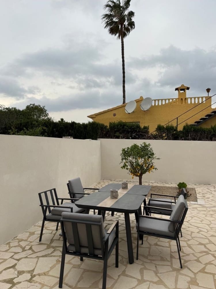 2 soveværelse Villa til salg i Albir med garage - € 415.000 (Ref: 9735318)