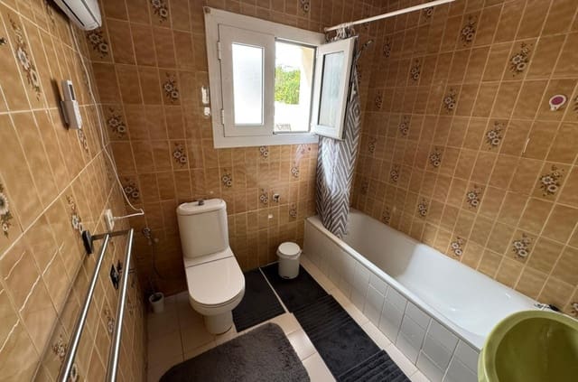 2 soveværelse Villa til salg i Albir, Alfaz del Pi / L'Alfàs del Pi med garage - € 415.000 (Ref: 9735318)