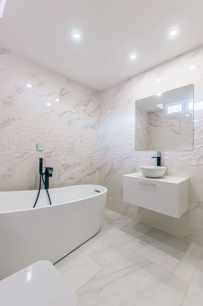 4 quarto Moradia para venda em La Nucia com piscina garagem - 580 000 € (Ref: 9751615)