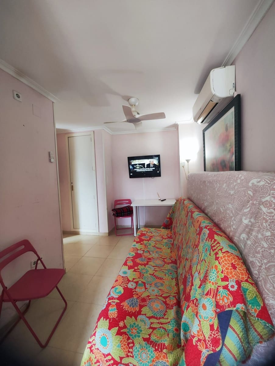 1 soverom Penthouse til salgs i Benidorm - € 179 000 (Ref: 9758535)