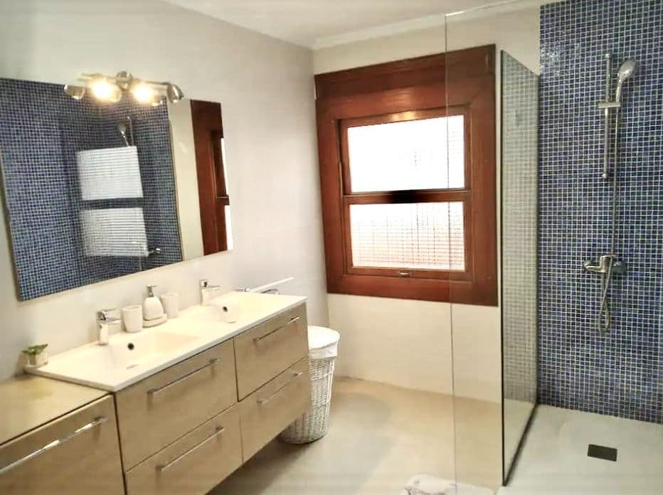 3 bedroom Penthouse for sale in Benidorm - € 370,000 (Ref: 9758536)