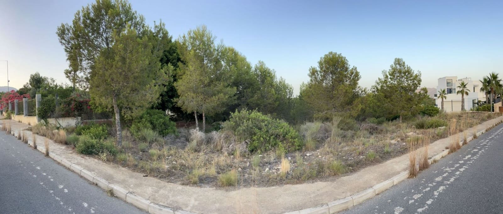 Landgrundstück zu verkaufen in Benidorm - 585.000 € (Ref: 9761682)