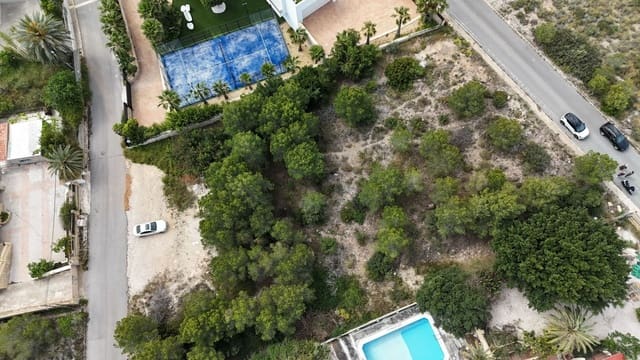 Landgrundstück zu verkaufen in Benidorm - 585.000 € (Ref: 9761682)