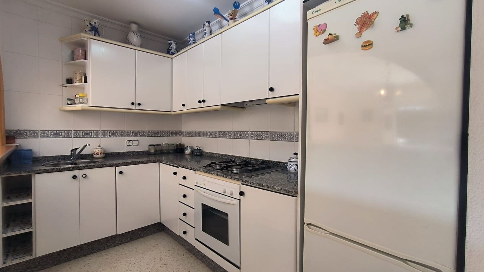 Chalet de 4 habitaciones en La Nucia en venta con piscina garaje - 420.000 € (Ref: 9770295)