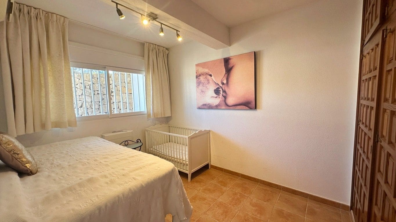 6 bedroom Villa for sale in Albir with pool - € 2,950,000 (Ref: 9803927)