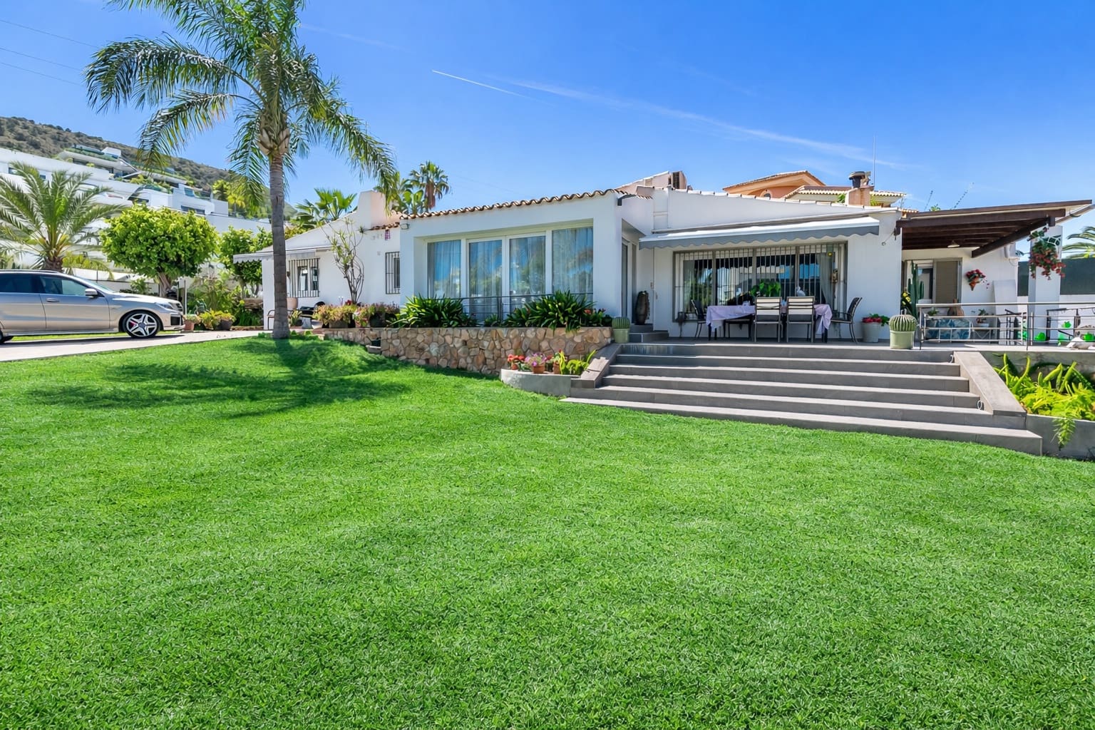 3 sovrum Villa till salu i Albir med pool garage - 850 000 € (Ref: 9803929)