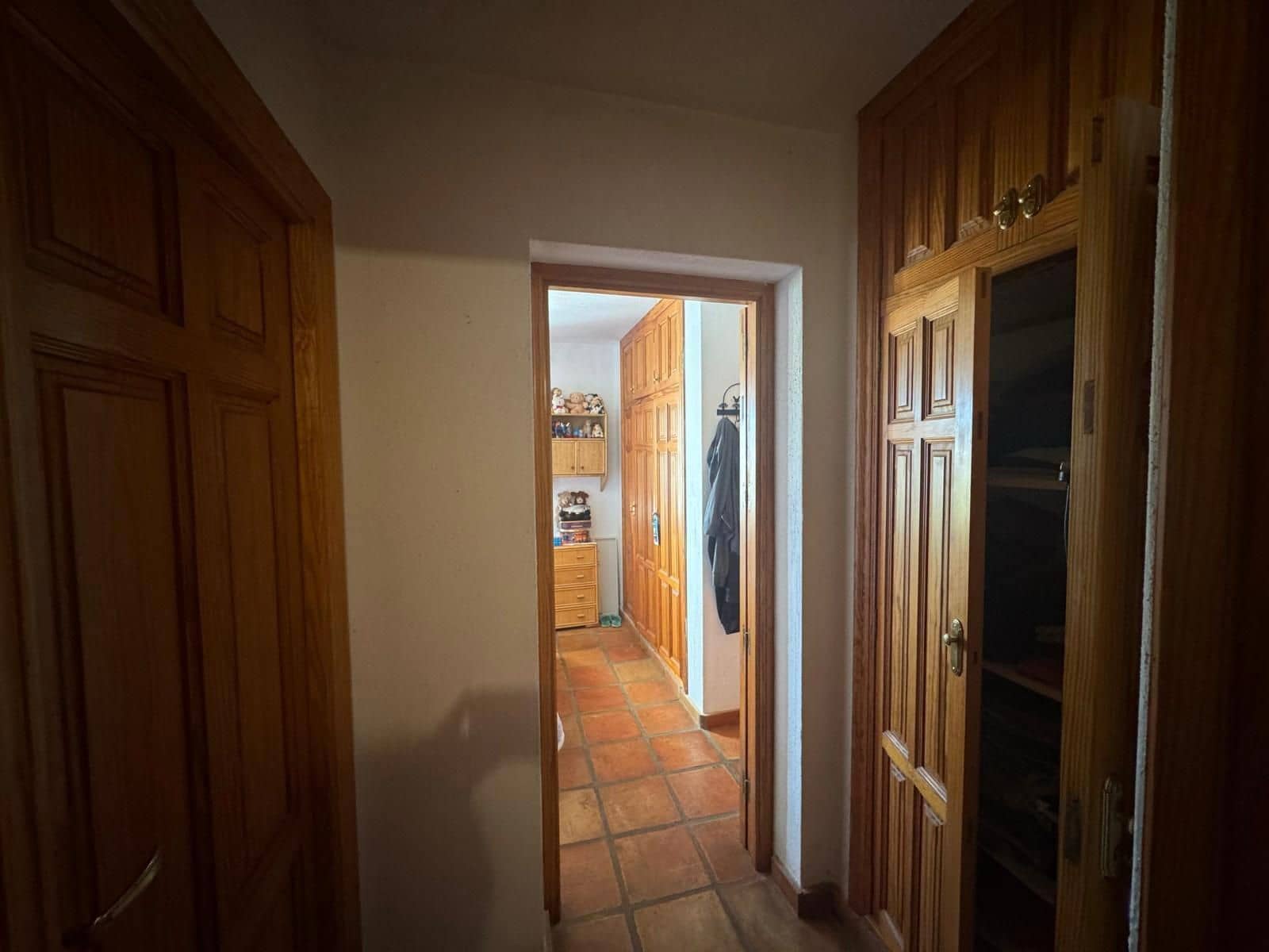 5 bedroom Villa for sale in Albir with pool garage - € 795,000 (Ref: 9806103)