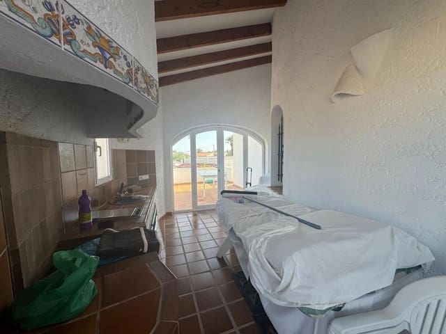 5 bedroom Villa for sale in Albir, Alfaz del Pi / L'Alfàs del Pi with pool garage - € 795,000 (Ref: 9806103)