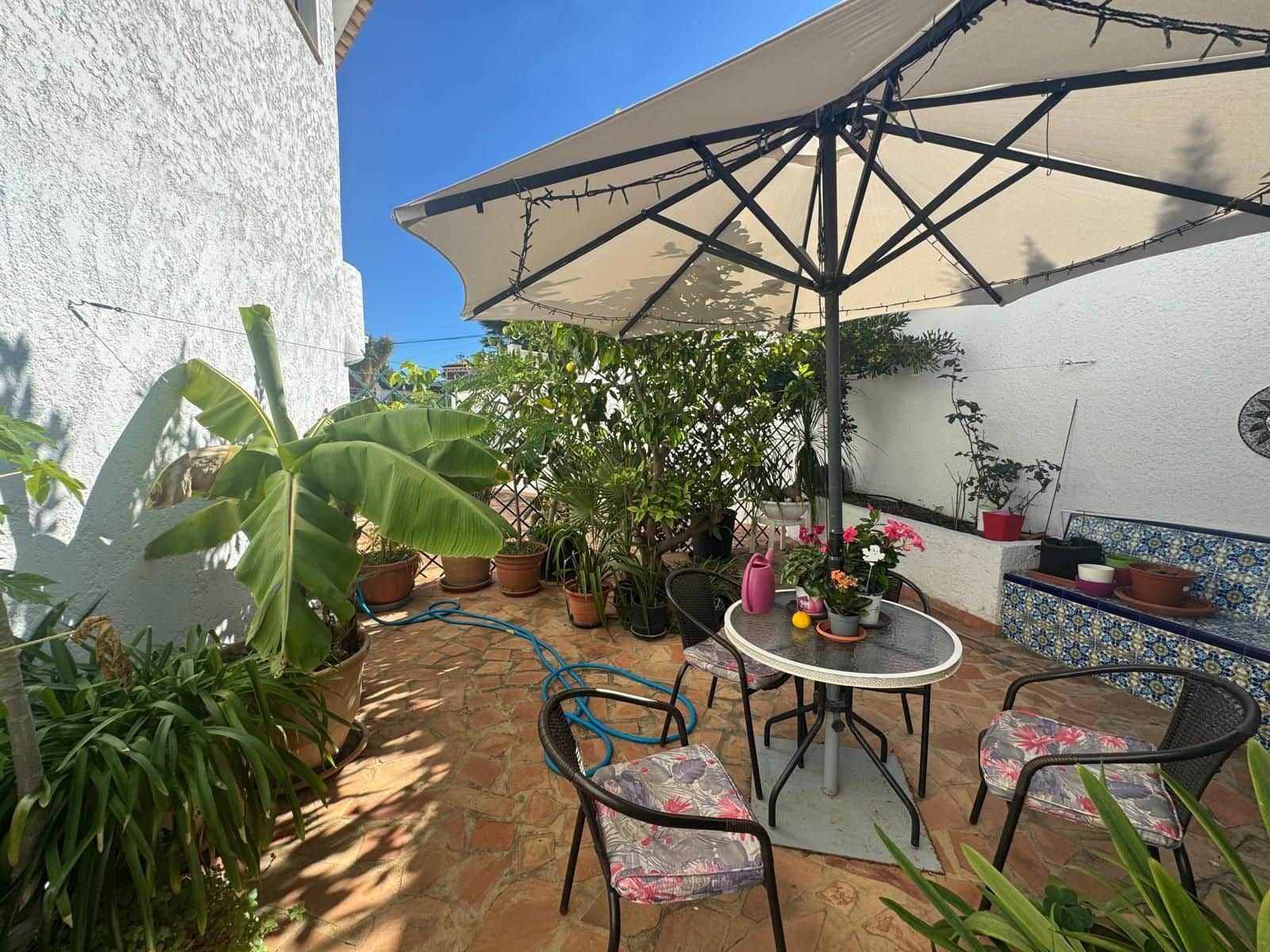 5 bedroom Villa for sale in Albir with pool garage - € 795,000 (Ref: 9806103)