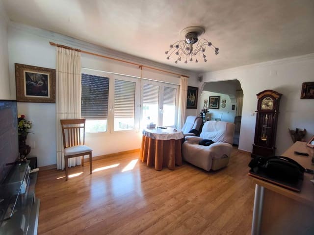 4 Zimmer Villa zu verkaufen in La Nucia mit Garage - 420.000 € (Ref: 9806104)