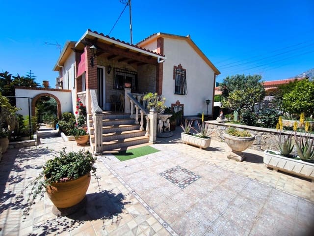 4 Zimmer Villa zu verkaufen in La Nucia mit Garage - 420.000 € (Ref: 9806104)