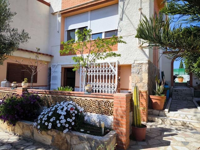 4 Zimmer Villa zu verkaufen in La Nucia mit Garage - 420.000 € (Ref: 9806104)