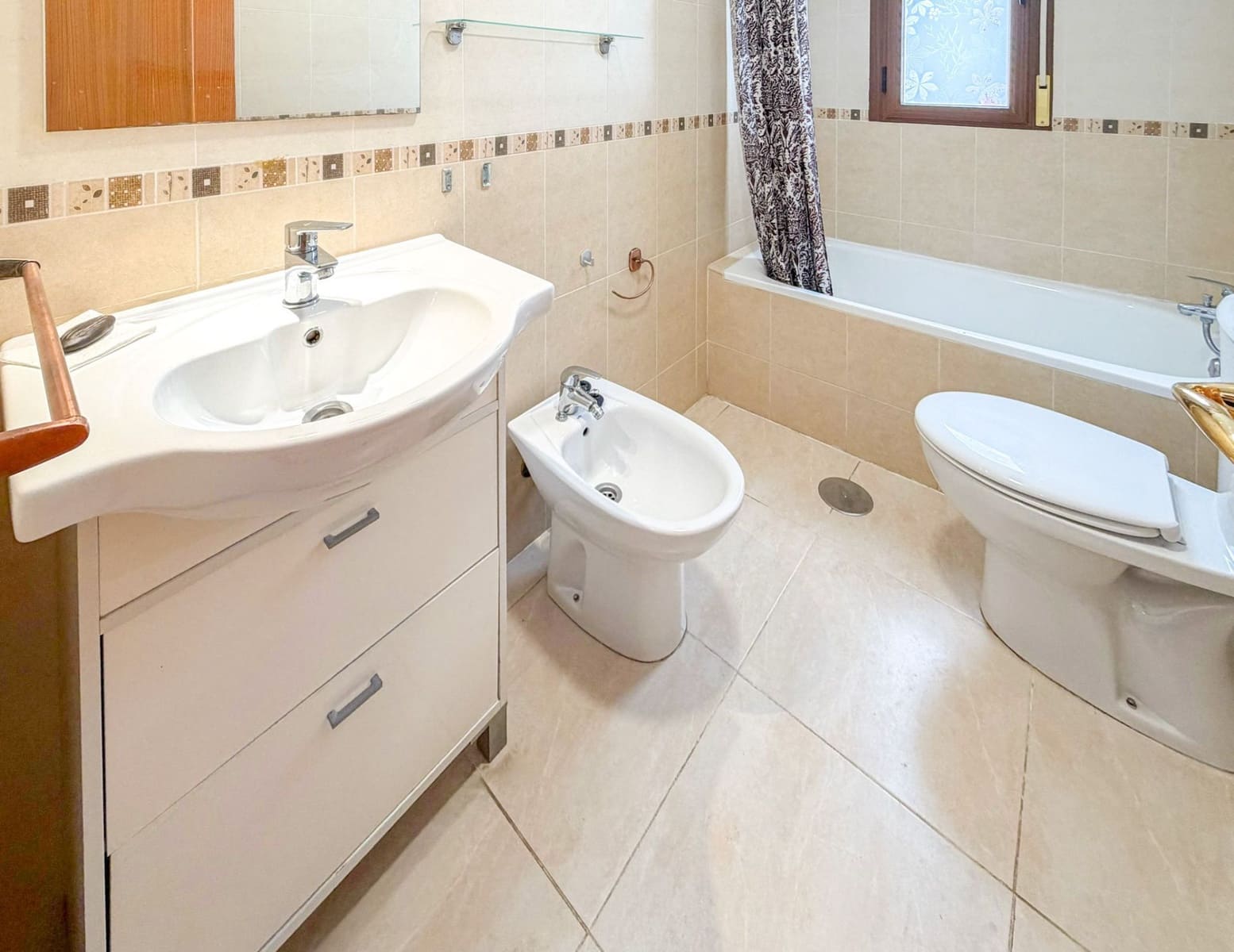 1 bedroom Apartment for sale in Alfaz del Pi / L'Alfas del Pi - € 157,500 (Ref: 9819911)