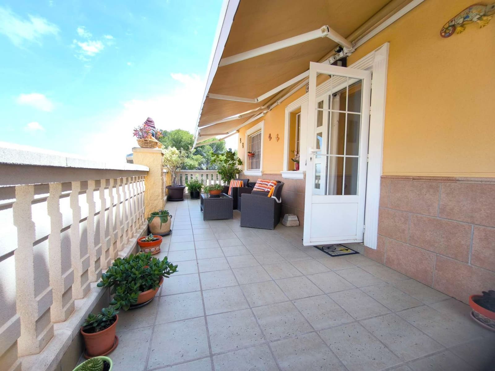 4 quarto Moradia para venda em La Nucia - 550 000 € (Ref: 9822003)
