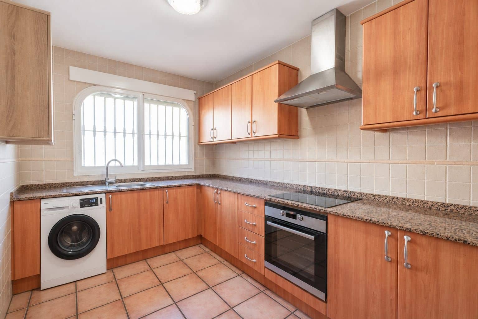 Chalet de 6 habitaciones en La Nucia en venta con piscina garaje - 429.900 € (Ref: 9824709)