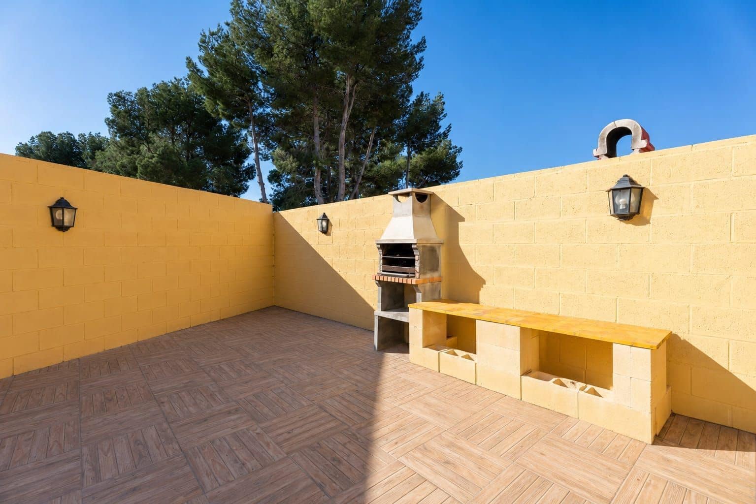 Chalet de 6 habitaciones en La Nucia en venta con piscina garaje - 429.900 € (Ref: 9824709)