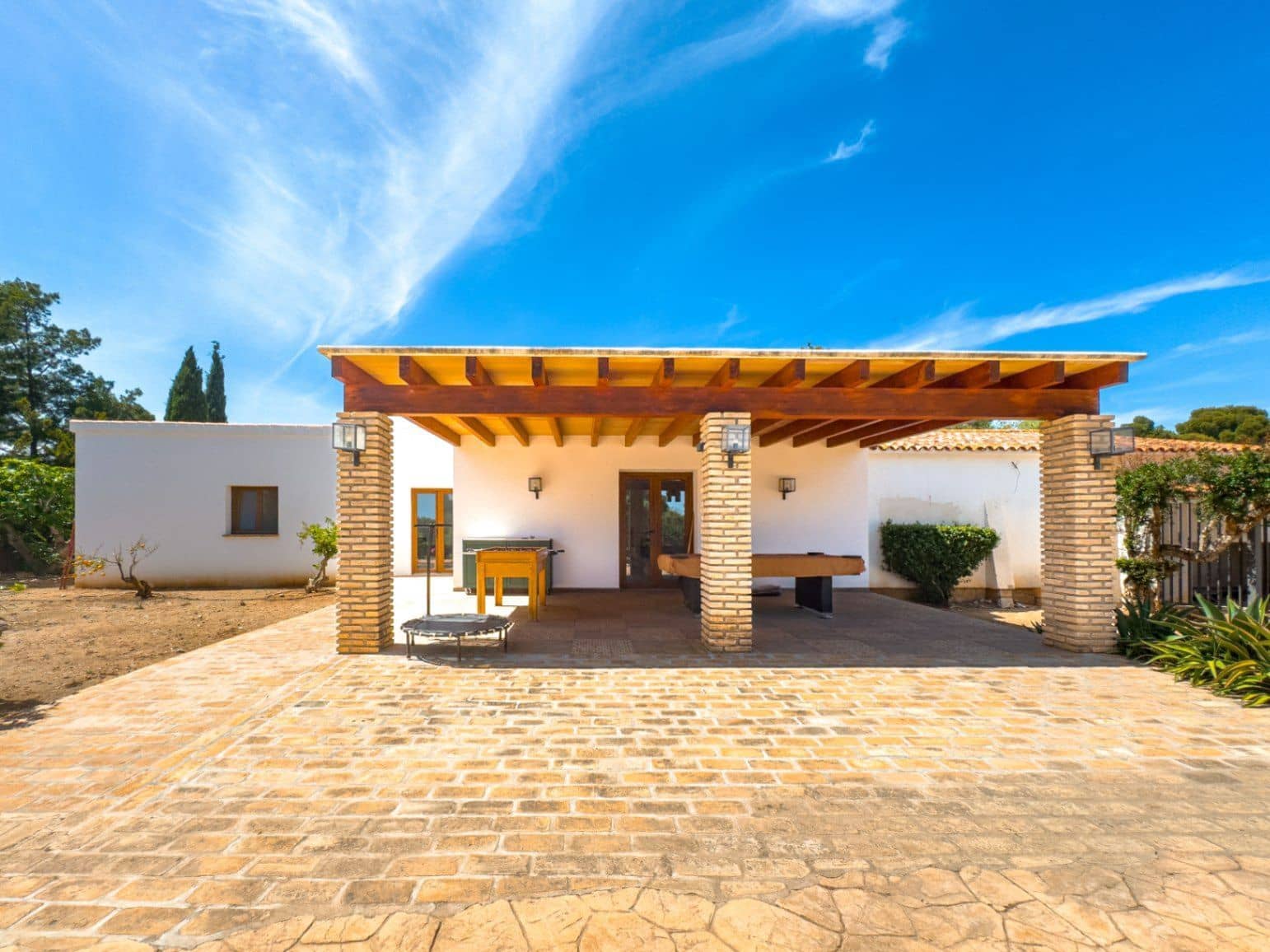 5 soveværelse Finca/Landehus til salg i Alfaz del Pi / L'Alfas del Pi med swimmingpool garage - € 1.495.000 (Ref: 9824710)