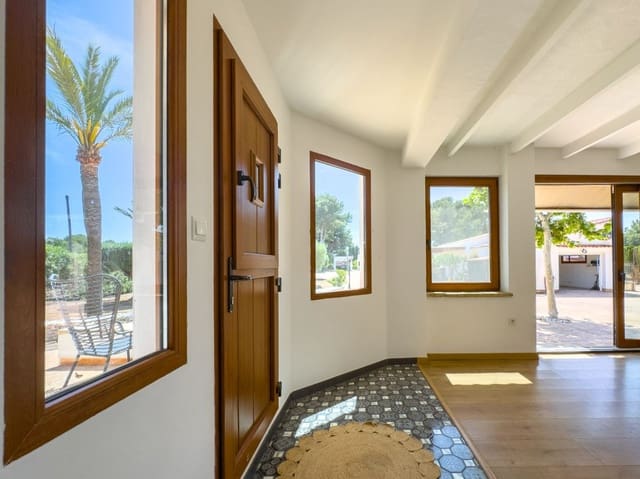 5 soveværelse Finca/Landehus til salg i Alfaz del Pi / L'Alfàs del Pi med swimmingpool garage - € 1.495.000 (Ref: 9824710)