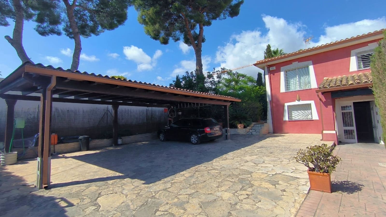4 bedroom Villa for sale in Benidorm with pool garage - € 625,000 (Ref: 9824711)