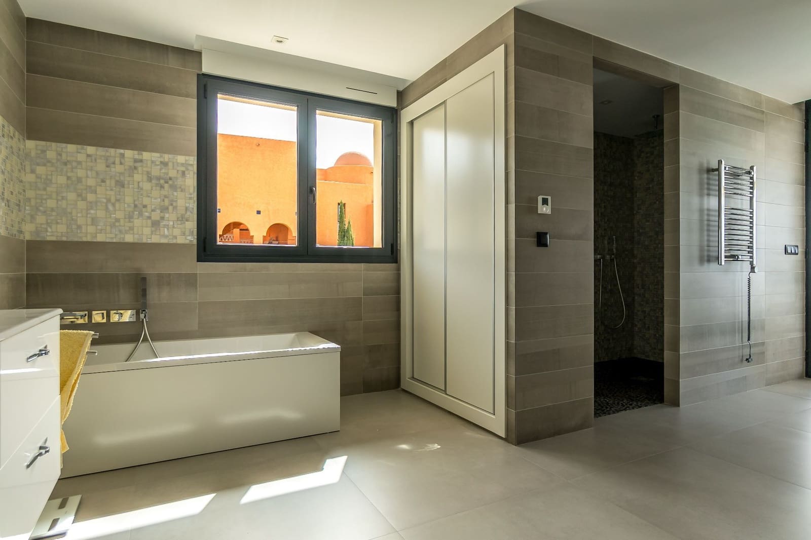5 bedroom Villa for sale in Altea la Vella with garage - € 3,500,000 (Ref: 9827060)