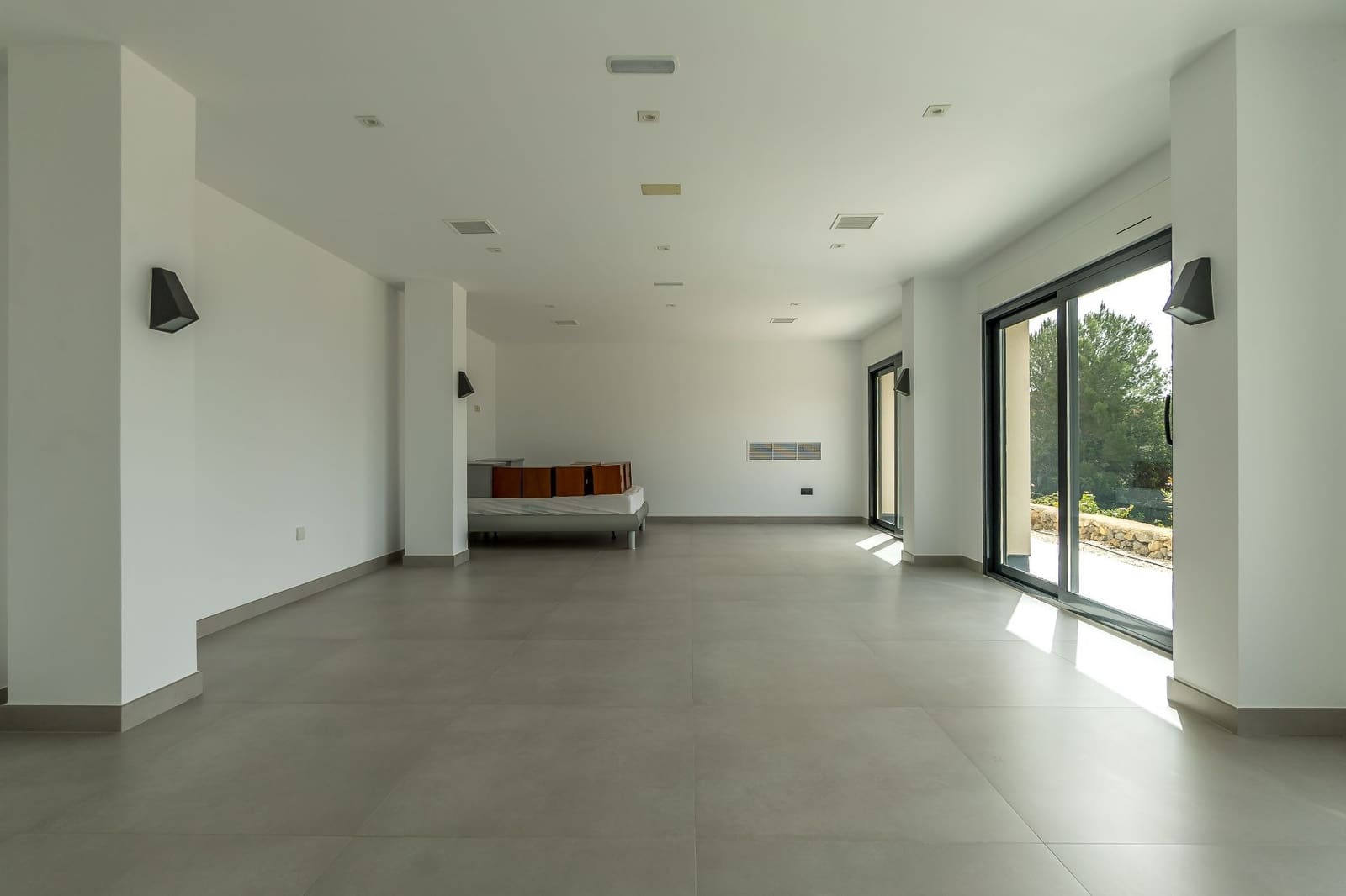 5 bedroom Villa for sale in Altea la Vella with garage - € 3,500,000 (Ref: 9827060)