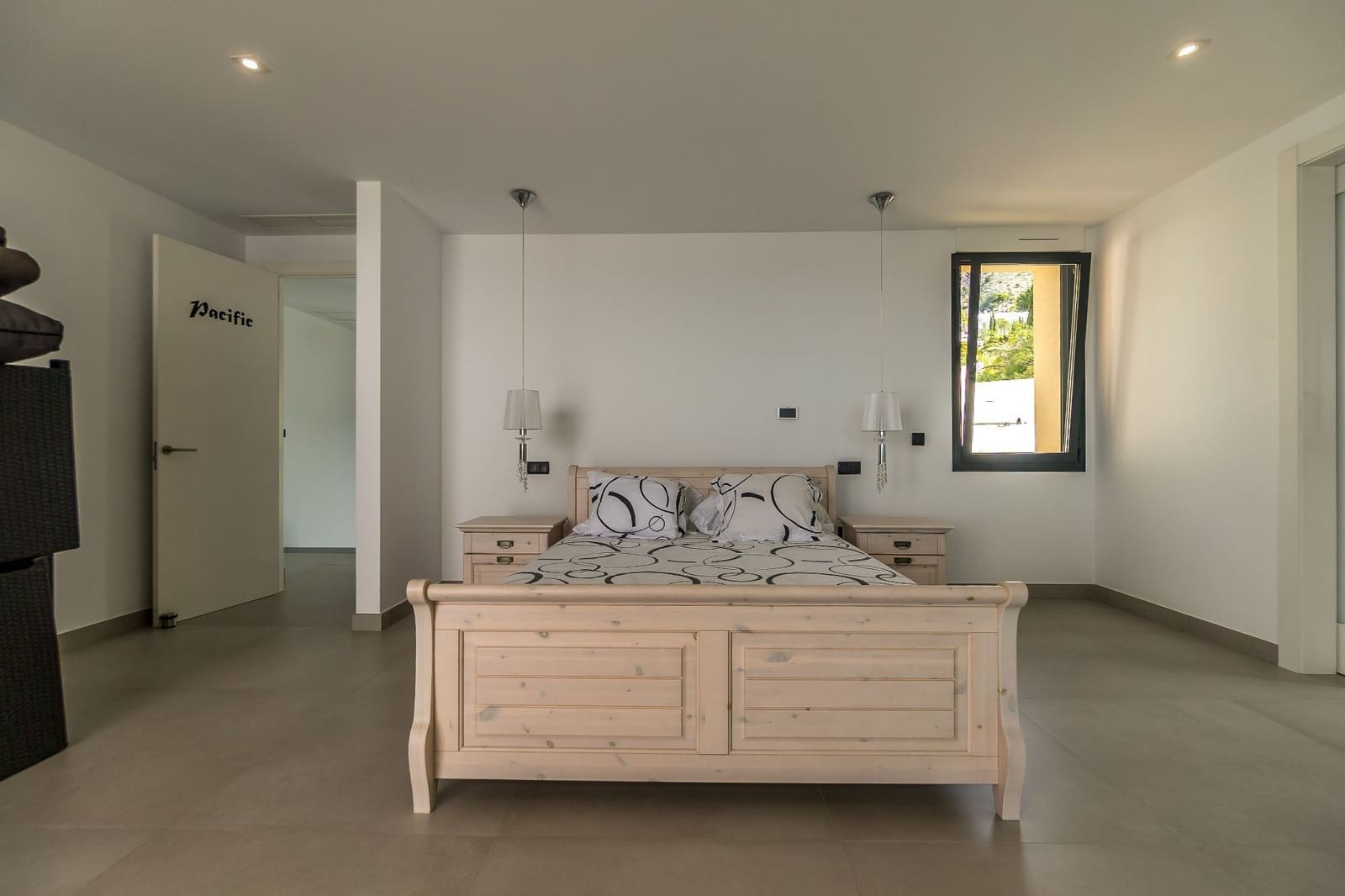 5 bedroom Villa for sale in Altea la Vella with garage - € 3,500,000 (Ref: 9827060)