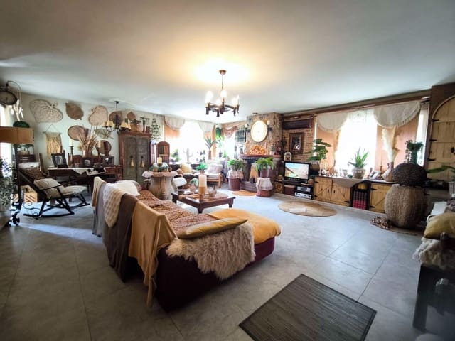 3 soverom Villa til salgs i Alfaz del Pi / L'Alfàs del Pi med svømmebasseng garasje - € 399 000 (Ref: 9833263)