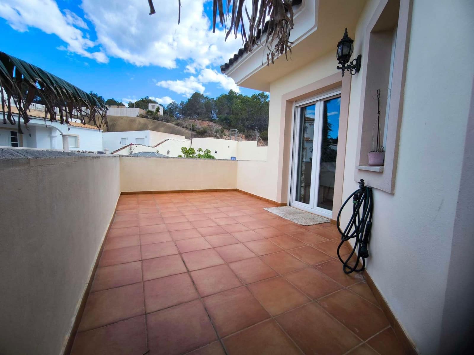4 bedroom Villa for sale in Alfaz del Pi / L'Alfas del Pi with garage - € 600,000 (Ref: 9833264)