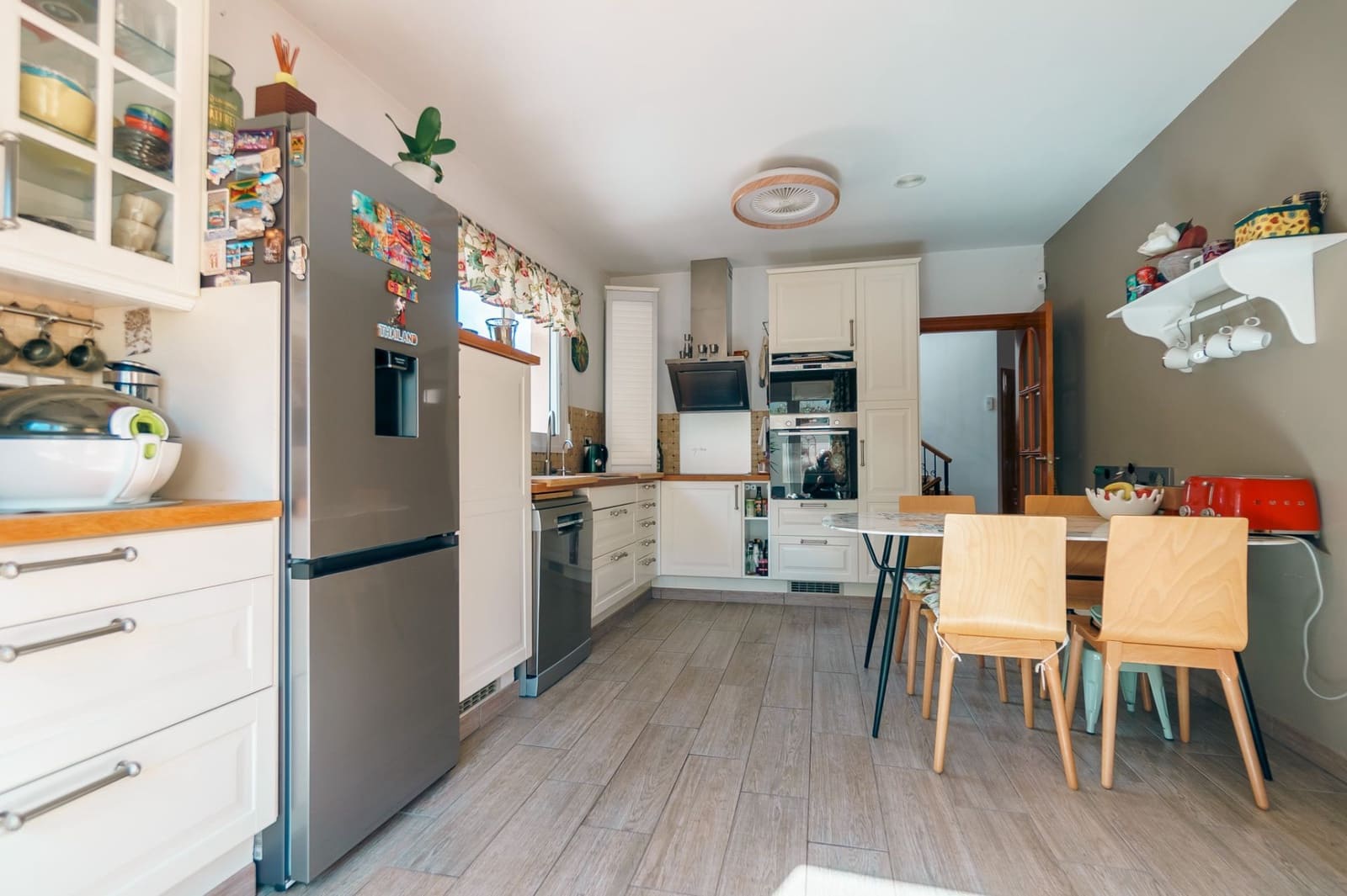 4 Zimmer Villa zu verkaufen in Alfaz del Pi / L'Alfas del Pi mit Garage - 600.000 € (Ref: 9833264)
