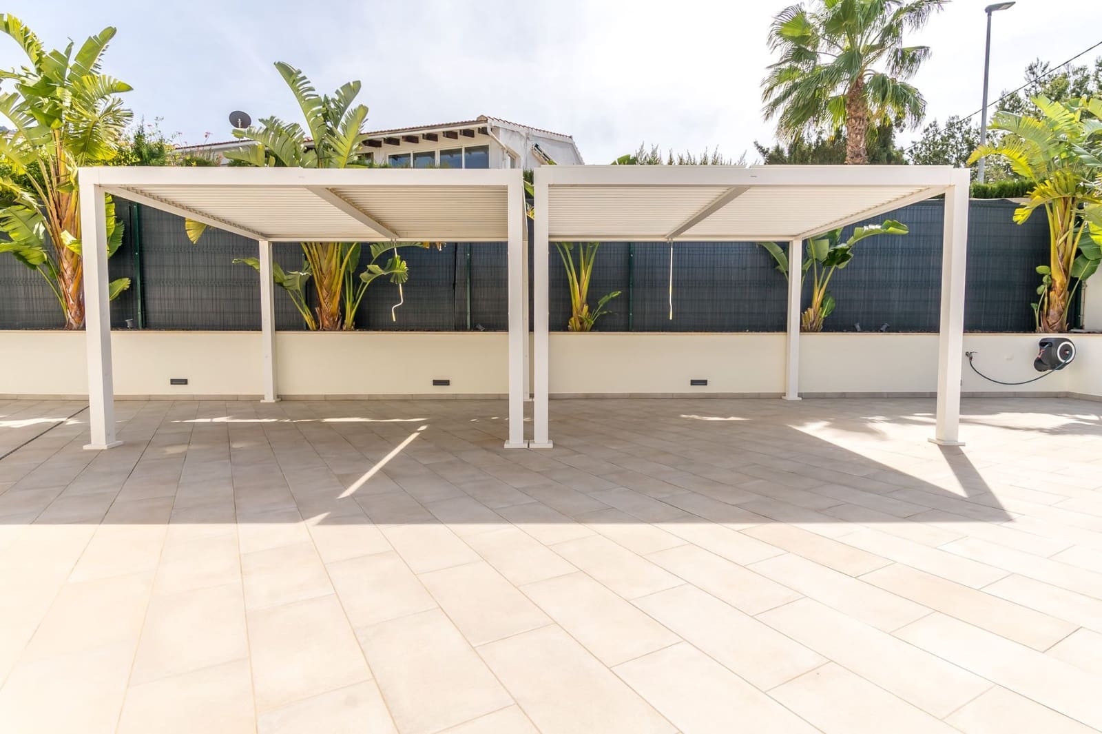 4 quarto Moradia para venda em Albir com piscina garagem - 1 150 000 € (Ref: 9835021)