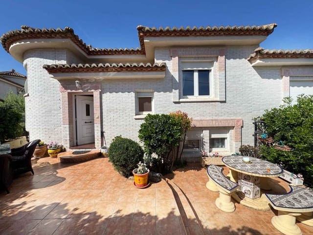 4 soveværelse Villa til salg i Albir, Alfaz del Pi / L'Alfàs del Pi med swimmingpool garage - € 425.000 (Ref: 9835022)