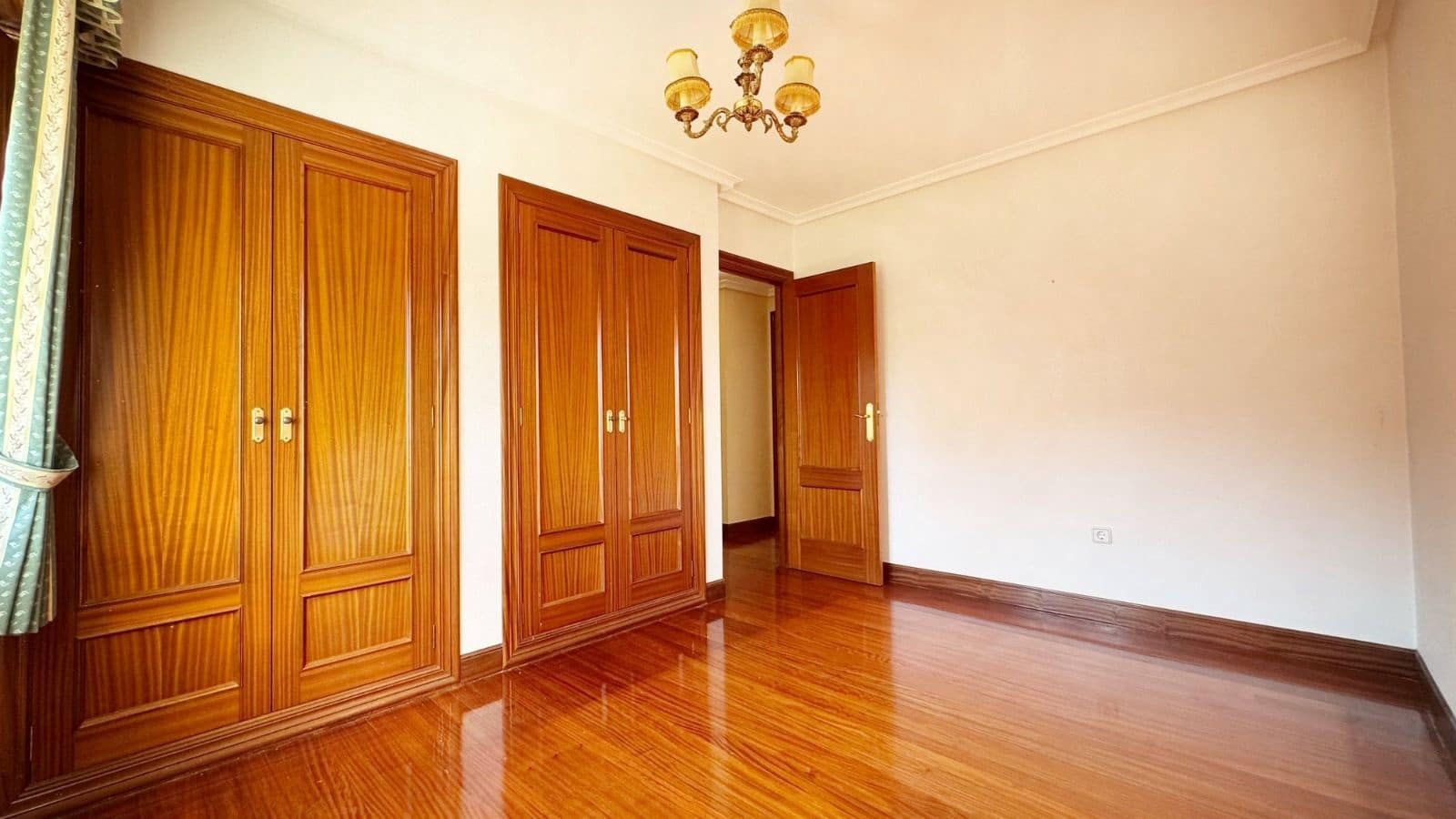 4 soveværelse Villa til salg i Albir med swimmingpool garage - € 425.000 (Ref: 9835022)