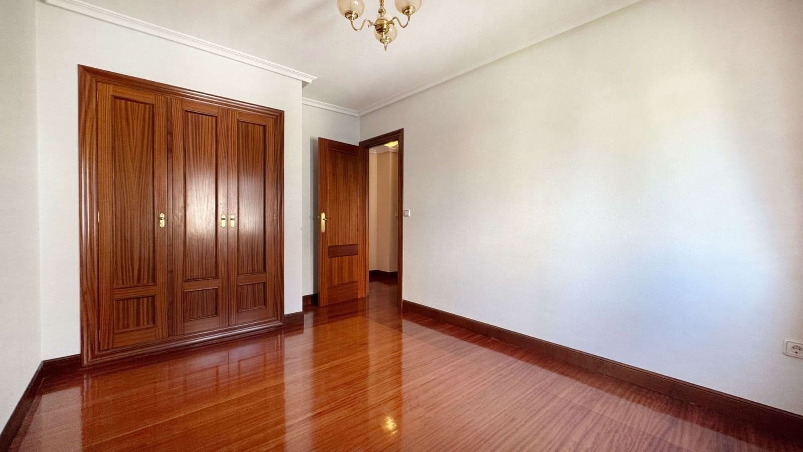 4 soveværelse Villa til salg i Albir med swimmingpool garage - € 425.000 (Ref: 9835022)