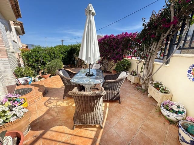 4 soveværelse Villa til salg i Albir, Alfaz del Pi / L'Alfàs del Pi med swimmingpool garage - € 425.000 (Ref: 9835022)